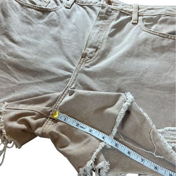Wild fable high rise Bermuda Jean shorts light brown size 16 (33) - Picture 10 of 13